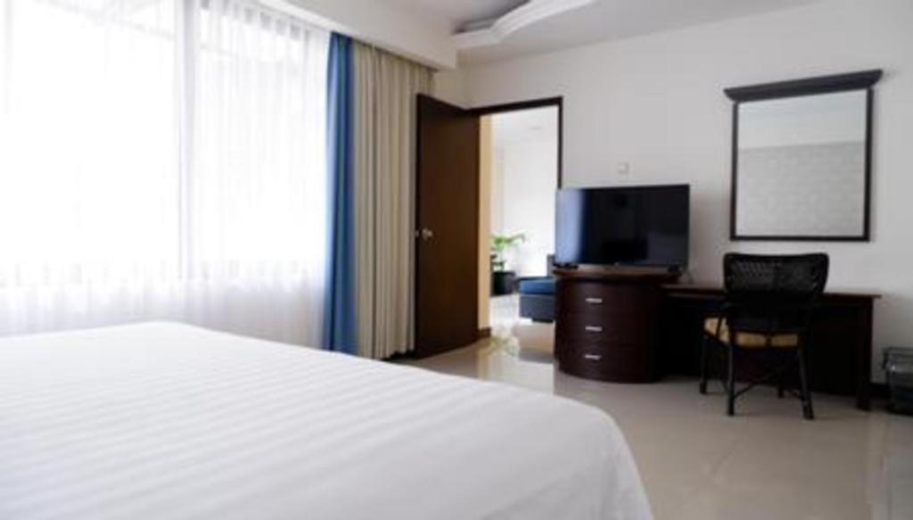 צ'ירבון Bentani Hotel & Residence מראה חיצוני תמונה