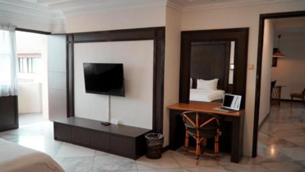צ'ירבון Bentani Hotel & Residence מראה חיצוני תמונה