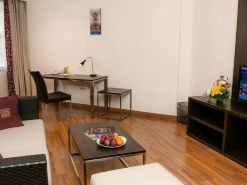 צ'ירבון Bentani Hotel & Residence מראה חיצוני תמונה