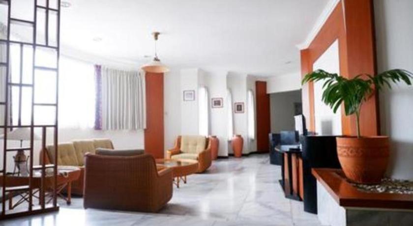צ'ירבון Bentani Hotel & Residence מראה חיצוני תמונה