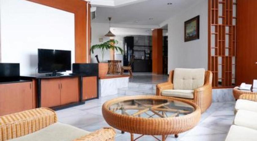 צ'ירבון Bentani Hotel & Residence מראה חיצוני תמונה