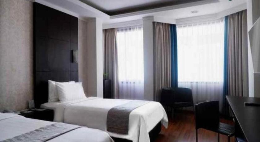 צ'ירבון Bentani Hotel & Residence מראה חיצוני תמונה