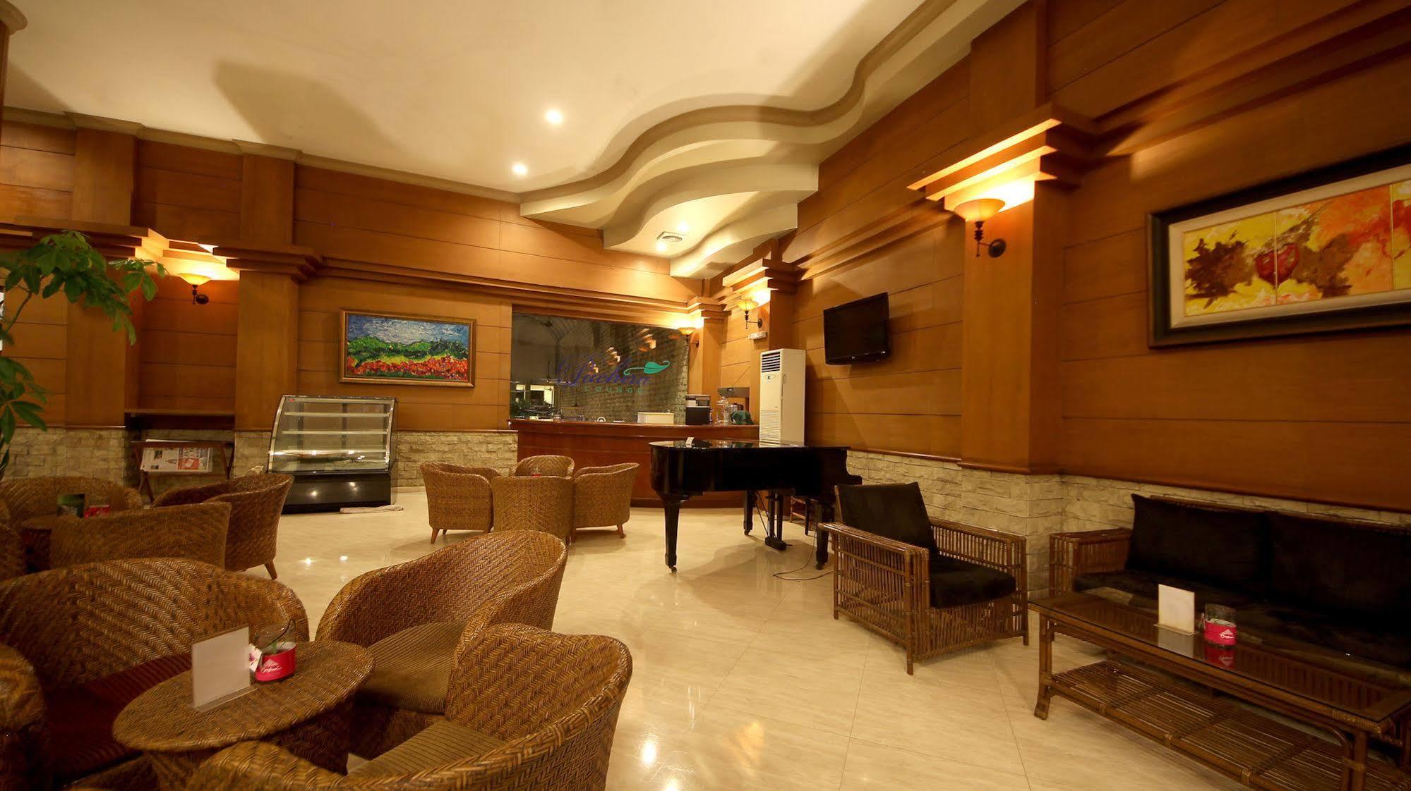צ'ירבון Bentani Hotel & Residence מראה חיצוני תמונה